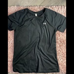 UNDER ARMOUR WOMENS TECH TEE